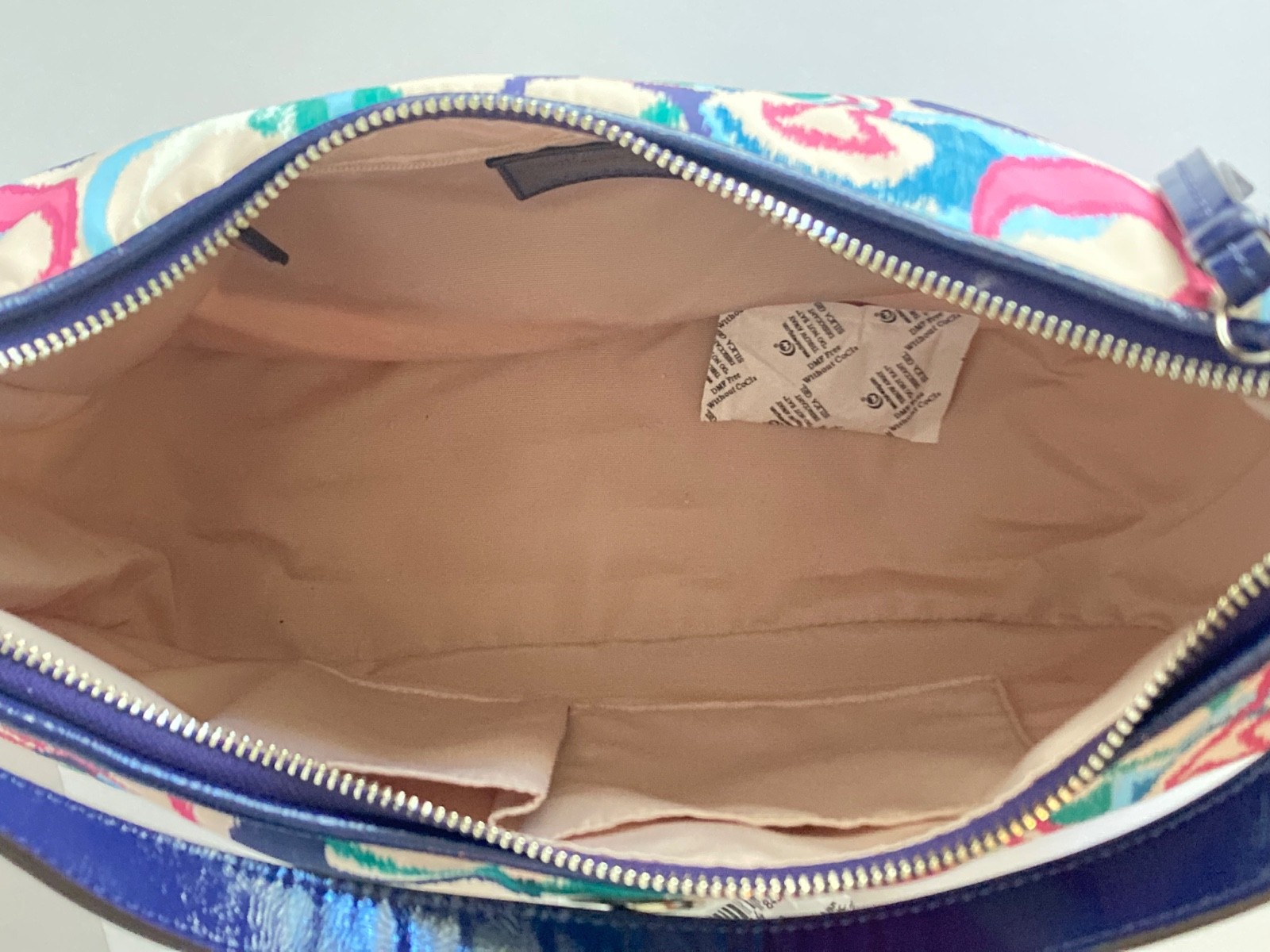 Coach Logo SIS IKAT Convertible Handbag Crossbody New with Tag $298.00