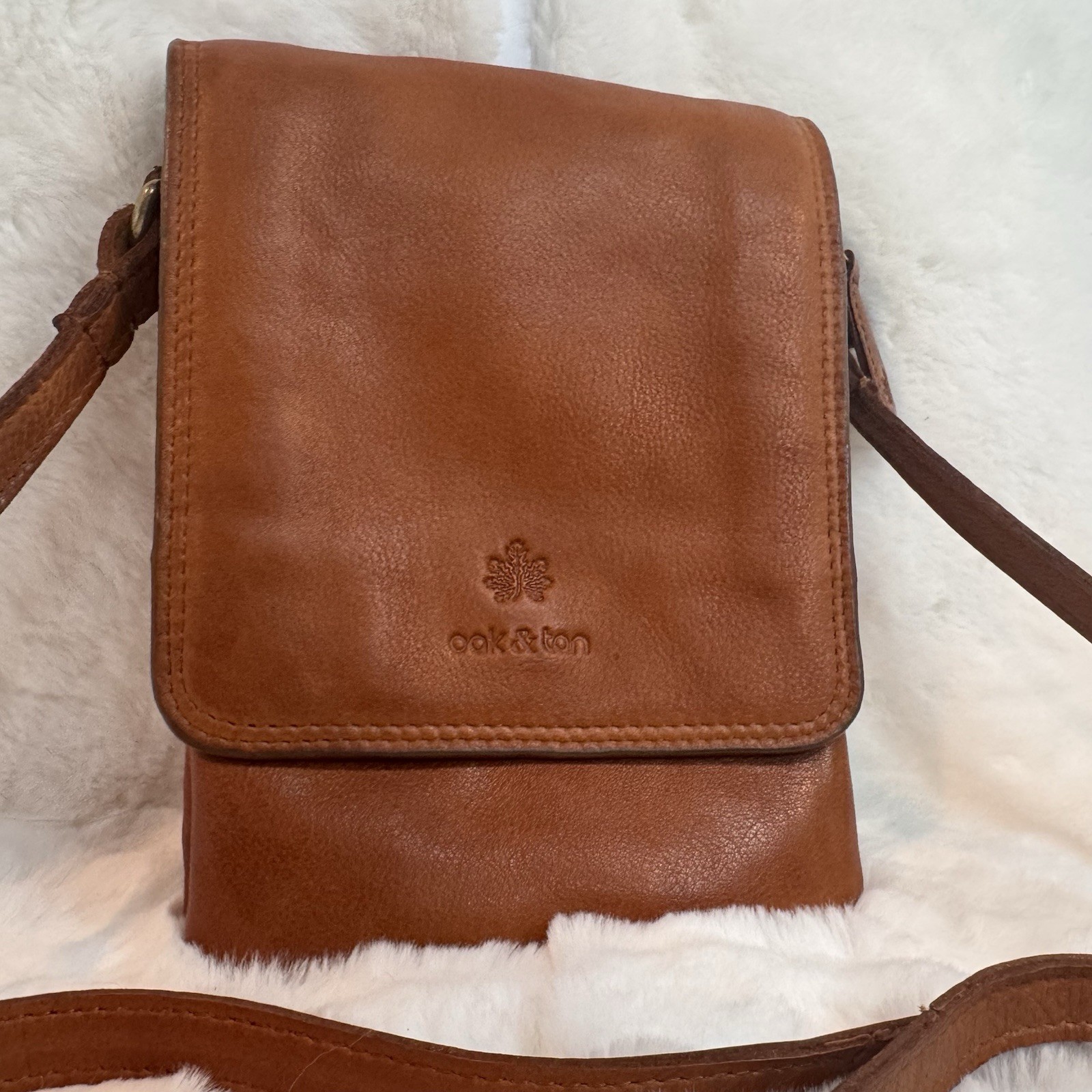 Oak & Tan Super Soft Brown Leather Crossbody Bag Small Phone Purse Wallet