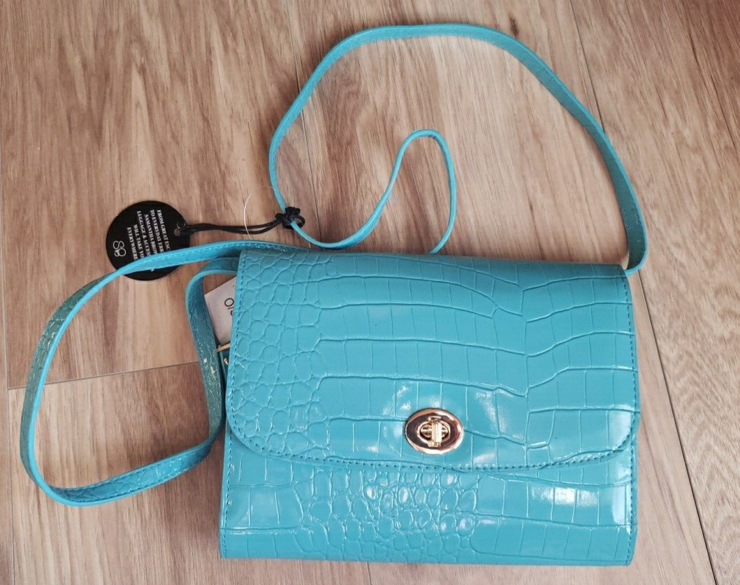Samantha Brown To-Go Faux Croco Wallet Crossbody Turquoise NWT