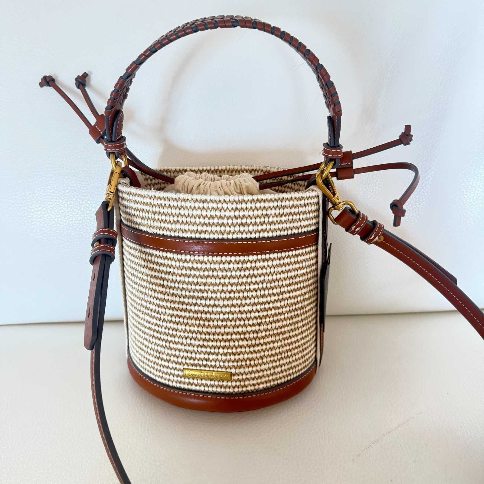 HOUSE OF HARLOW 1960 STRAW BUCKET BAG WOVEN CROSSBODY BRAIDED HANDLE NATURAL