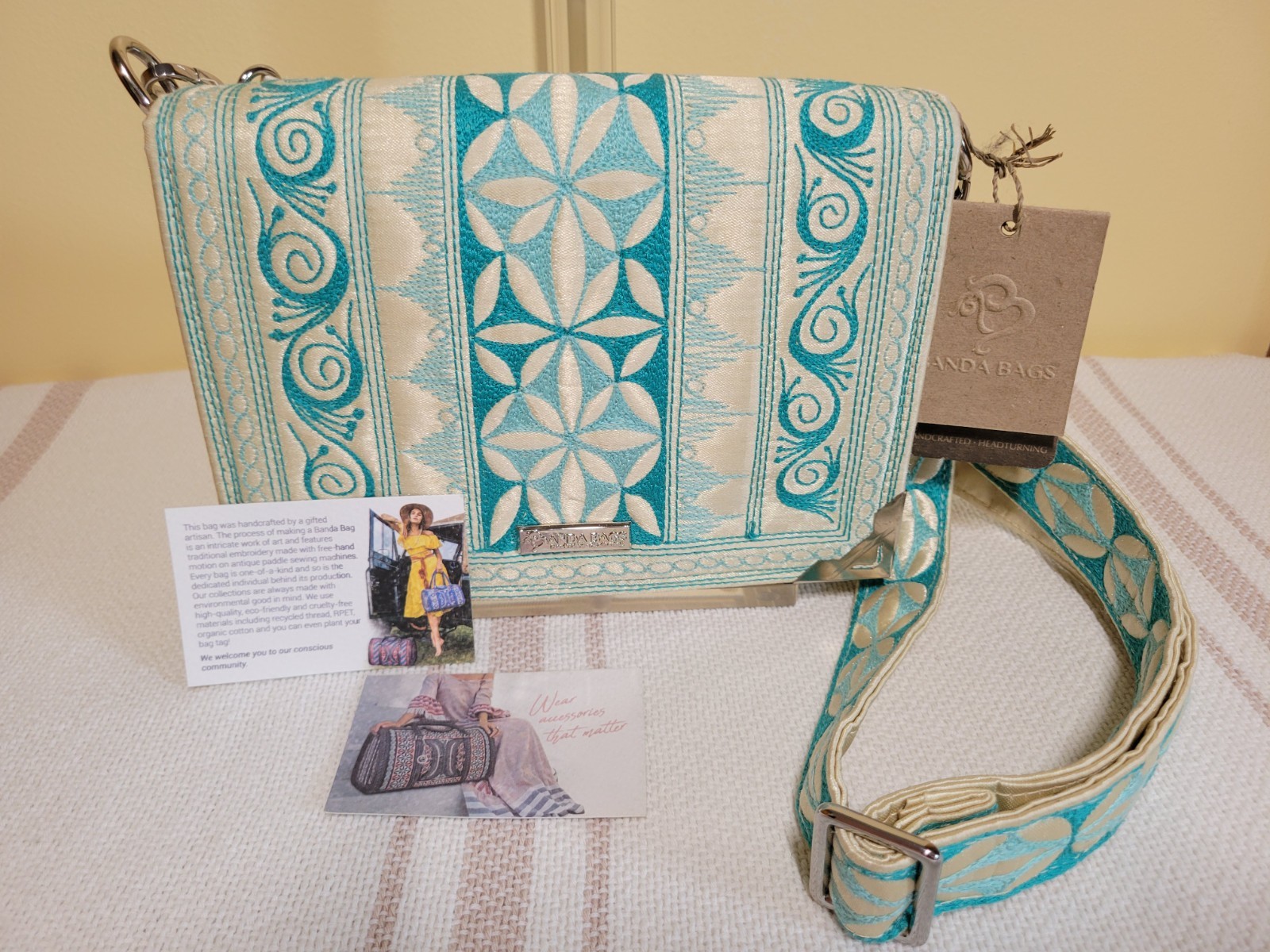 Banda Bags – Mangaya Embroidered Crossbody Purse, NWT