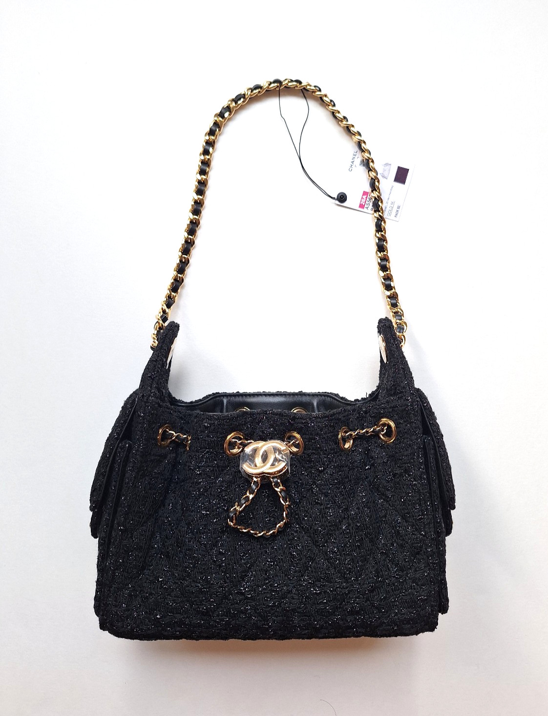 New CHANEL 25 Mini Hobo Bag 26A Tweed Black Sparkle GHW Métiers d’art 2026