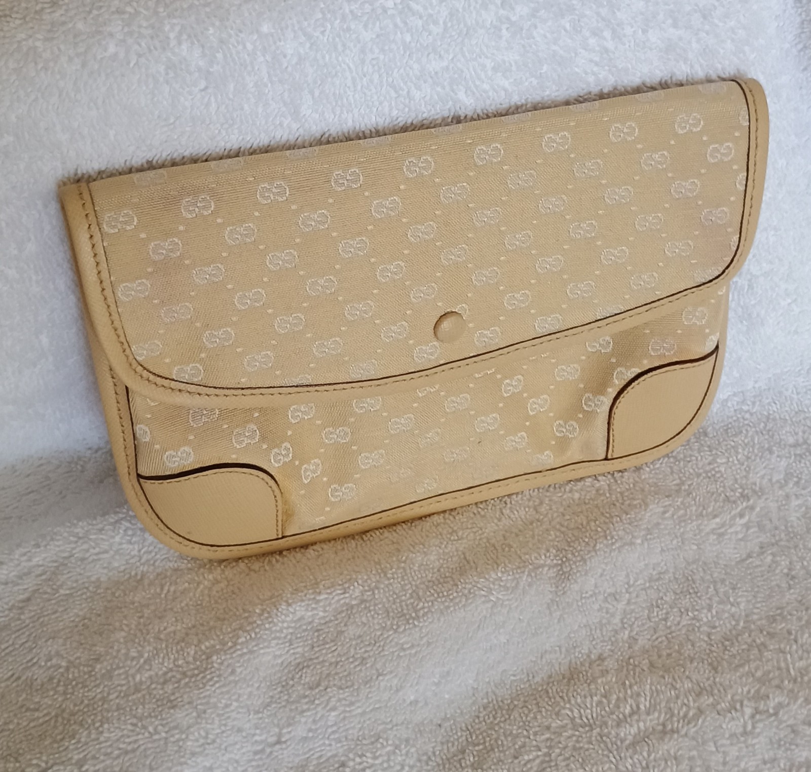 Vintage Gucci Monogram Mini GG Web Envelope Clutch Beige Canvas Leather Trim