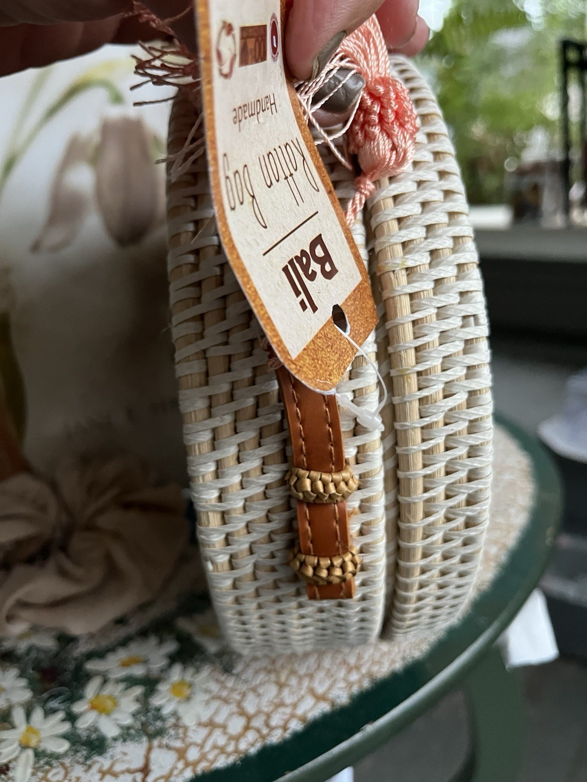 NWT ORIGINAL HANDMADE NATIVE RATTAN CIRCLE BAG FROM BALI INDONESIA, PURSE TASSLE