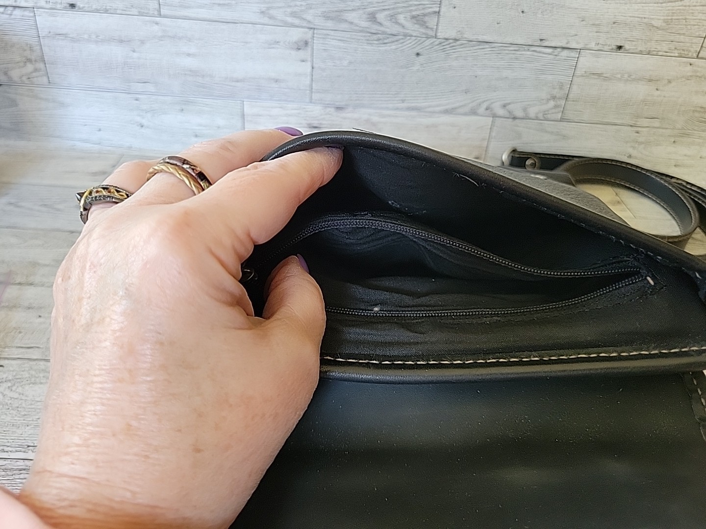 Espirit Black Leather Bag Pebbled Crossbody Top Handle Detachable Strap Purse