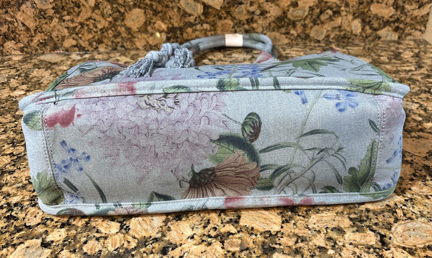 NEW Vince Camuto Extra Large Blue Floral Denim Double Handle Canvas Orla Tote