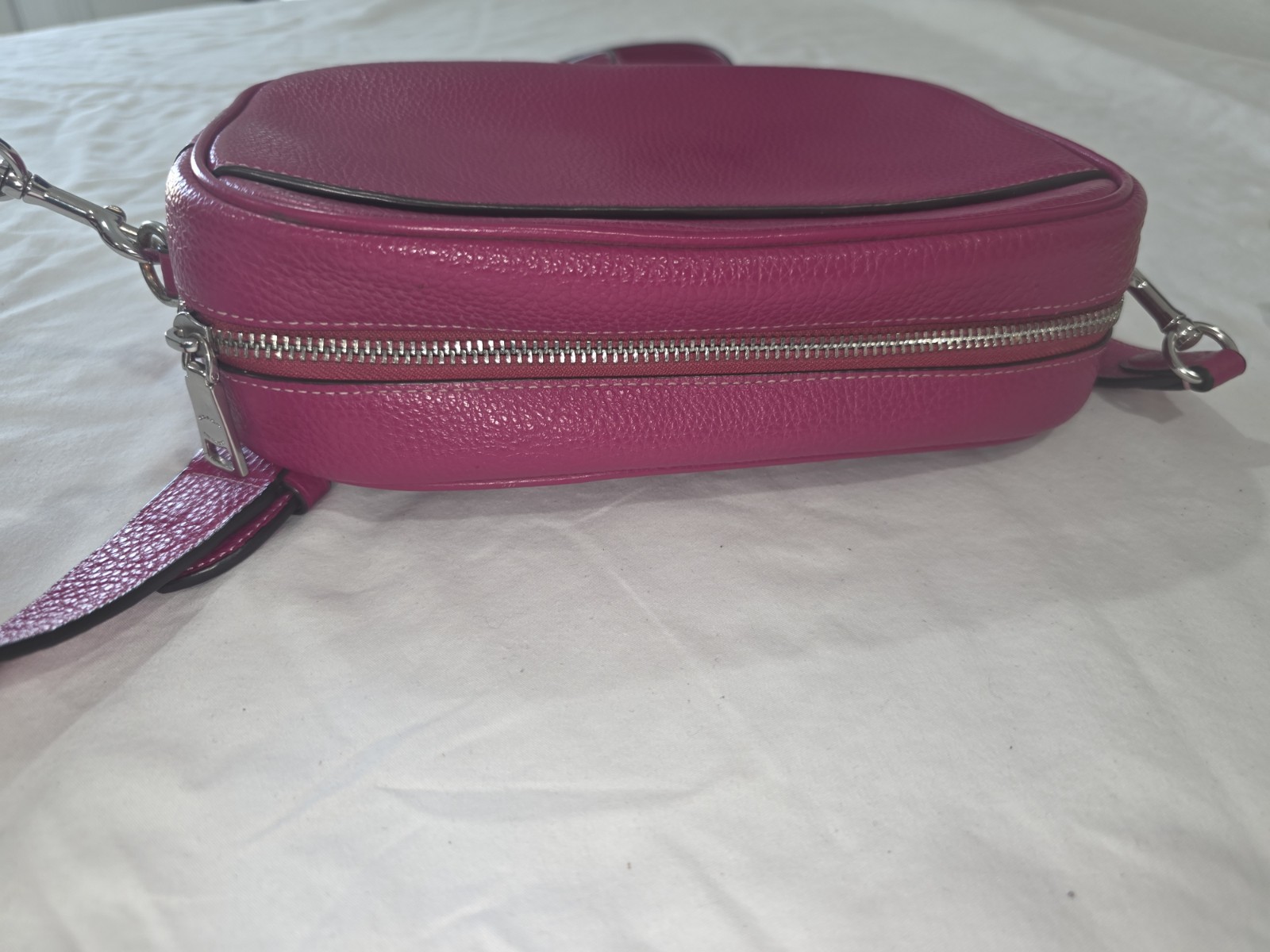 Coach CA207 Fushia Pebble Leather Medium Large Zip Camera Crossbody Bag Jamie