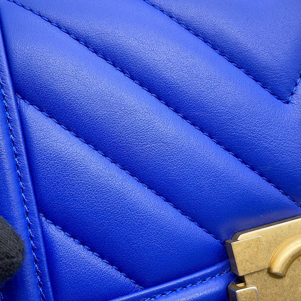 CHANEL Chevron Boy Chanel ChainShoulder Size Small Lambskin Blue A67085