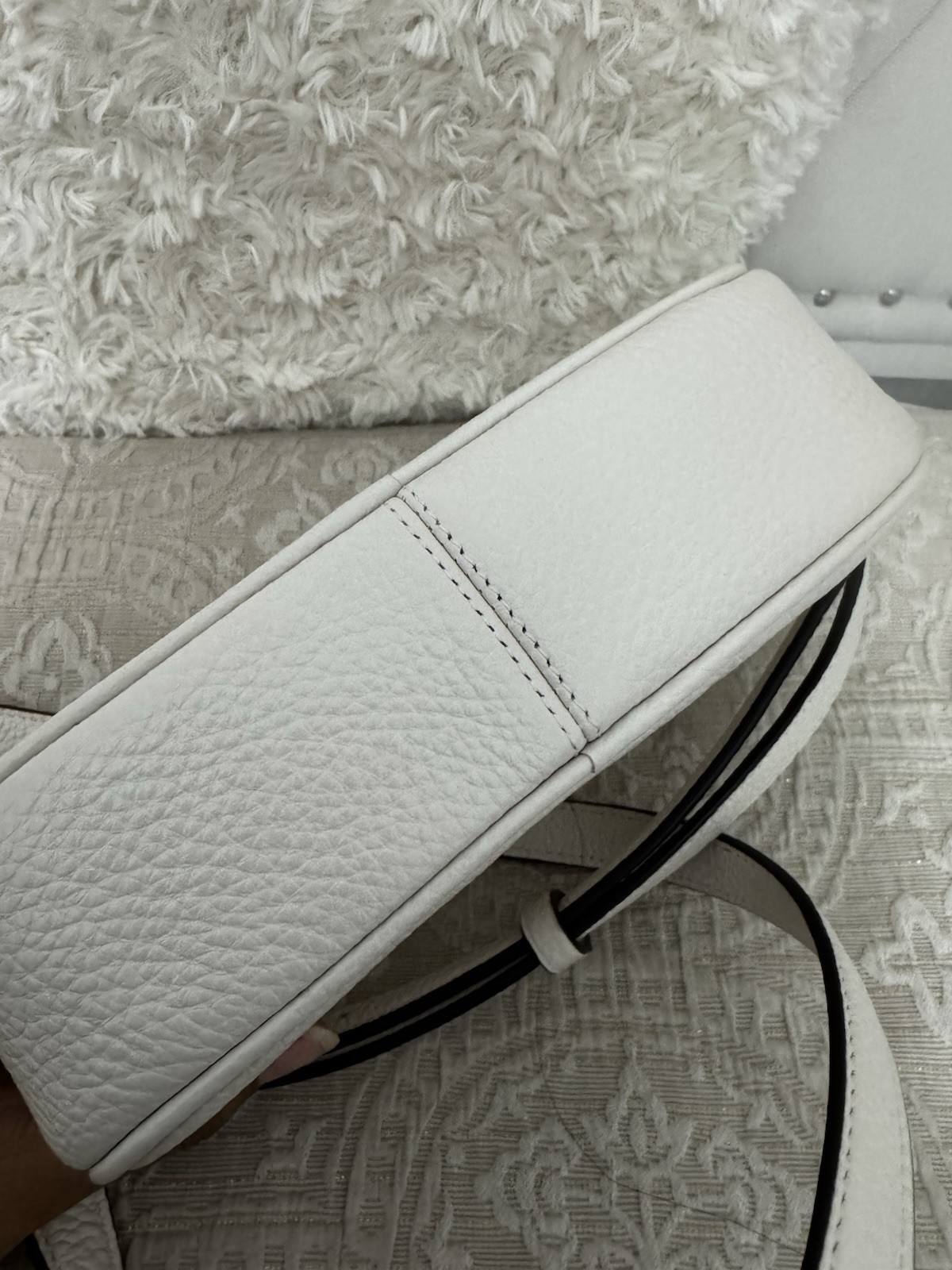 Coach White Pebbled Crossbody Camera Bag Gold Hardware Zip, Detachable Strap