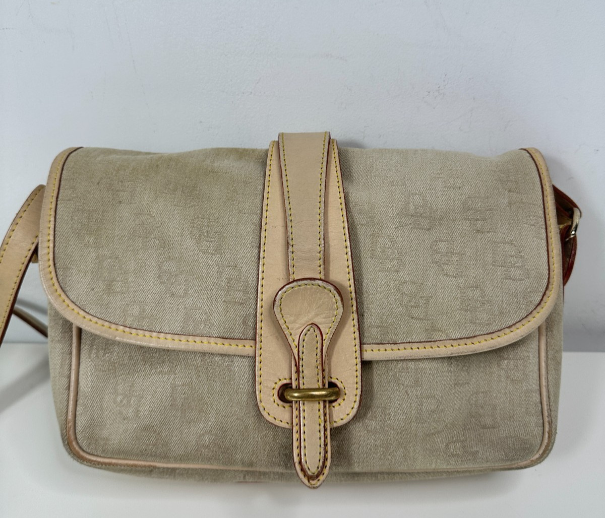 Dooney &Bourke Canvas Crossbody/Shoulder Bag /Cream/Tan Trim Messenger Flap