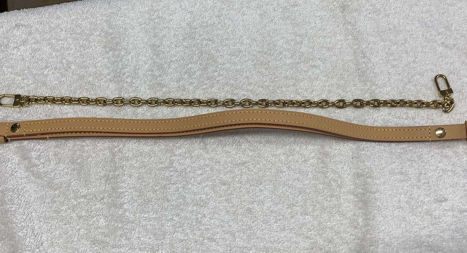 Louis Vuitton Monogram Pochette Liv Shoulder Chain Bag