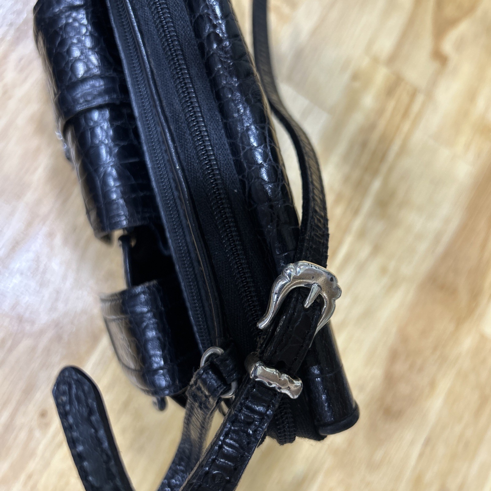 Brighton All-in-One Crossbody Purse Shoulder Bag Alligator Embossed Leather