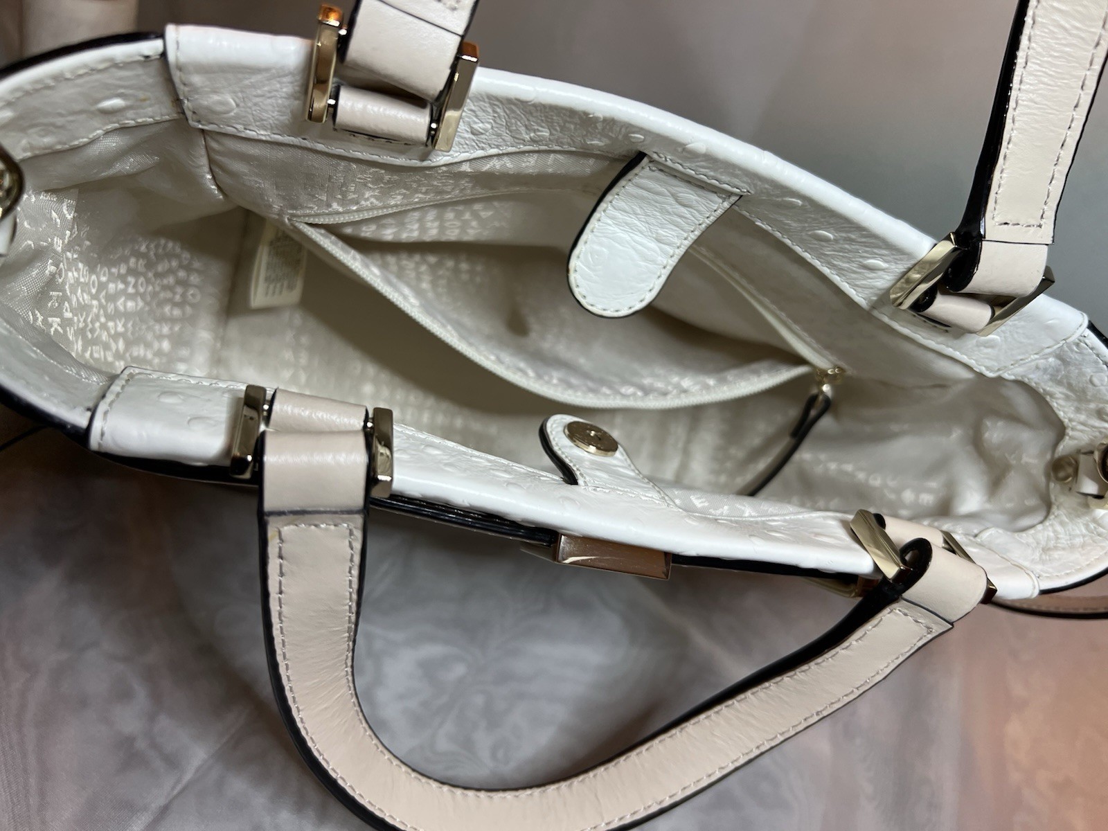 Kate Spade Houston Street CREAM/BLACK EXOTIC OSTRICH EMBOSSED LEATHER CROSSBODY