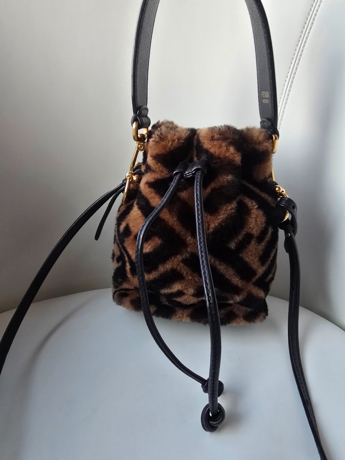 Fendi -Brown Mon Tresor Bucket Bag Mini