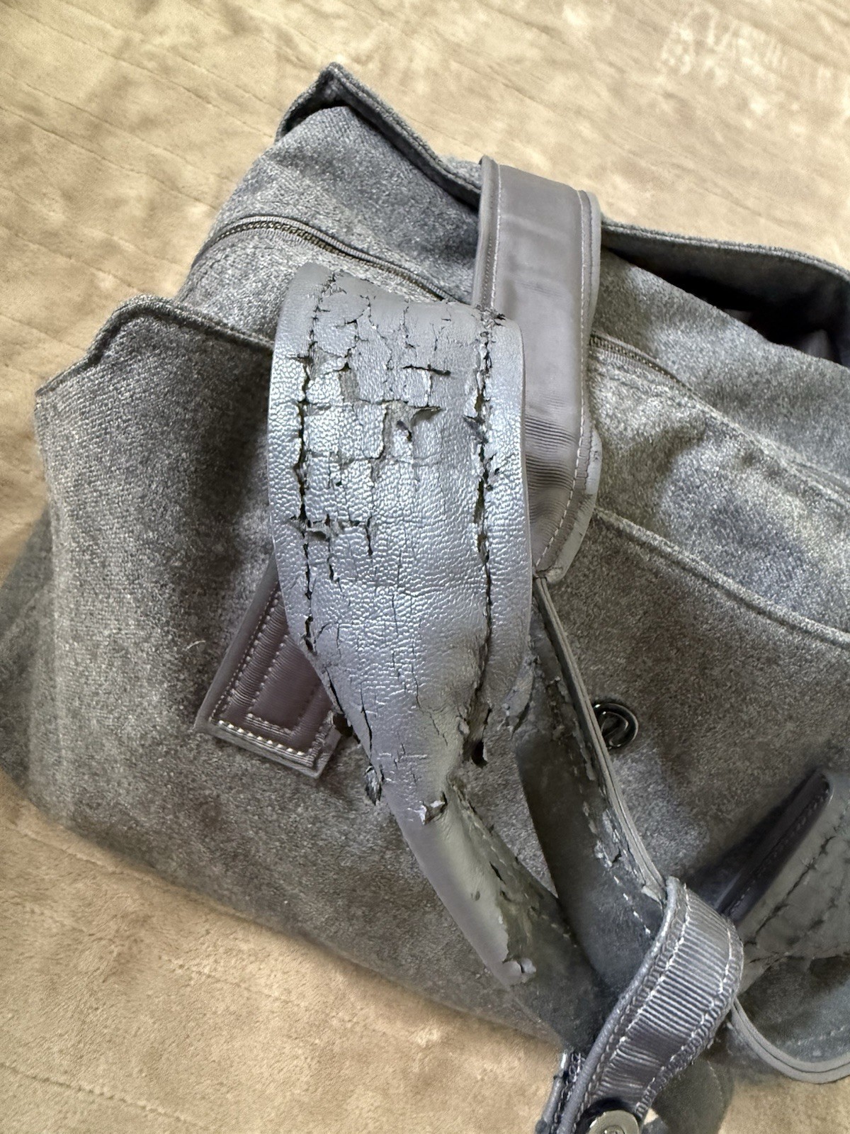 Lululemon Athletica Gray Wool Blend Tote Gym Bag Travel Carryall One Size Flaw