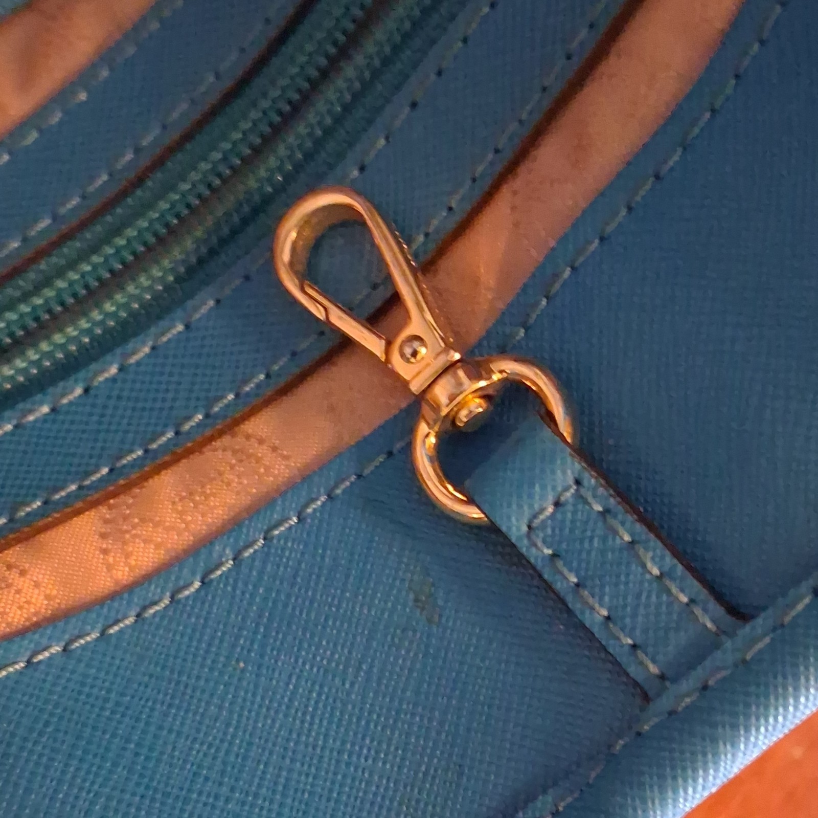 Michael Kors Blue Saffiano Leather Jet Set Travel Top Zip Tote Bag Gold Hardware