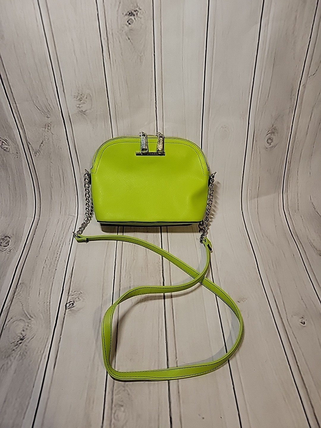 Steve Madden BMaggie Crossbody Bag Purse Lime Green Dome Silver Chain Strap