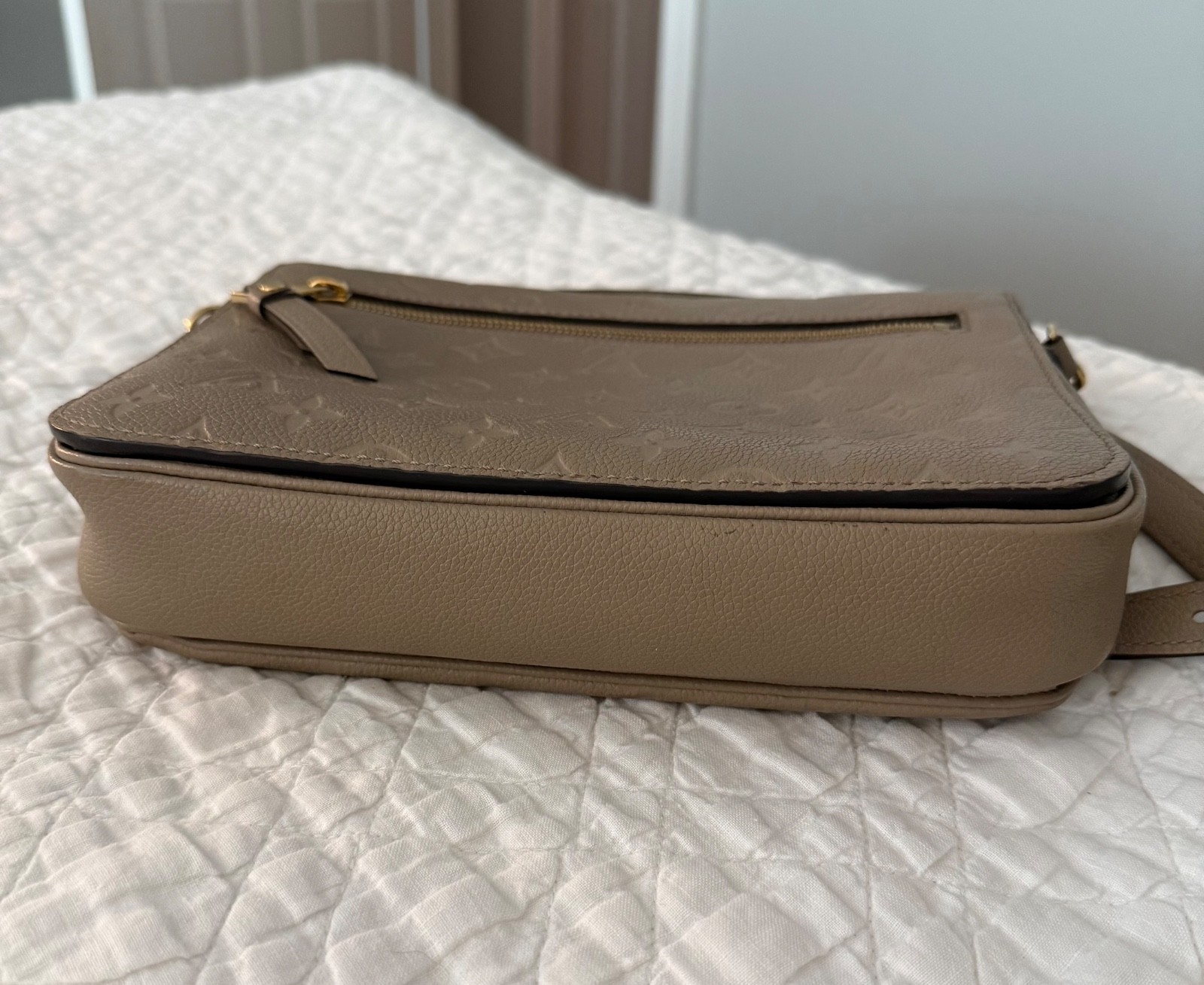 Louis Vuitton Monogram Empreinte Pochette Metis Turtledove Cross Body Bag