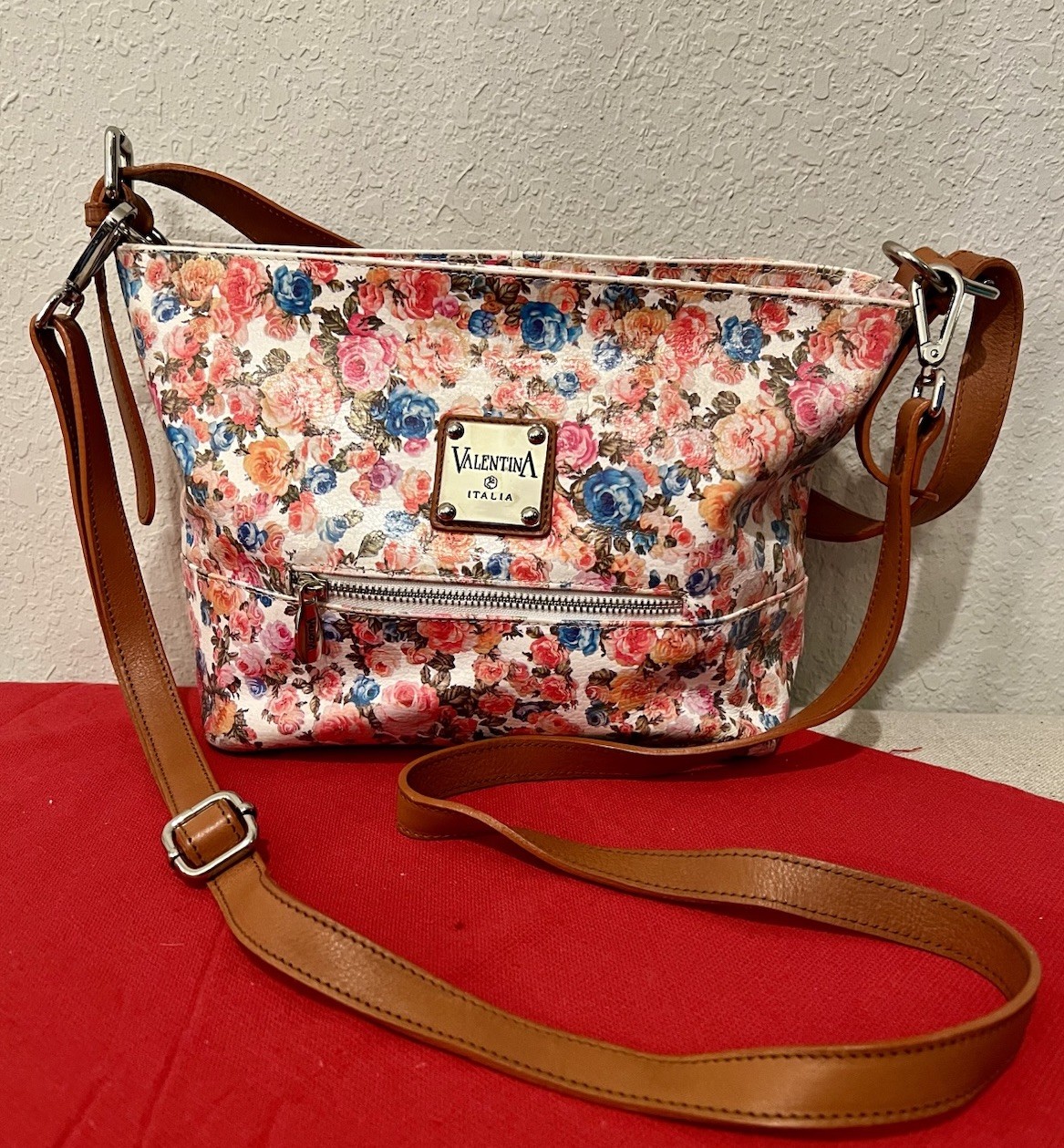 Valentina Italia Leather Floral Crossbody Purse With Shoulder Strap EUC
