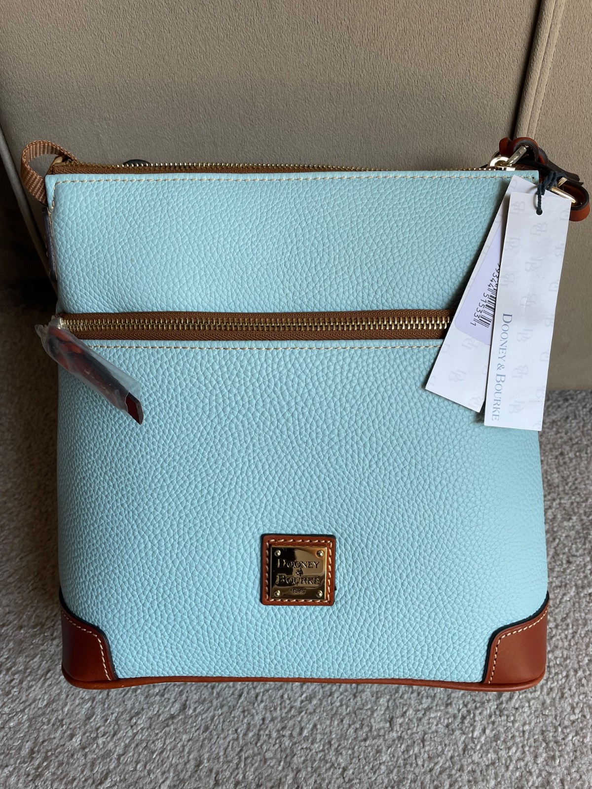 Dooney and Bourke -NWT- Pebble Grain Crossbody Robin Egg Blue $268