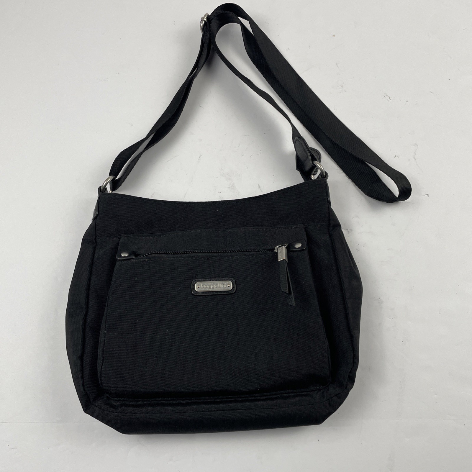 Baggallini All Around Crossbody Purse Shoulder Bag Black Nylon Canvas Zipper