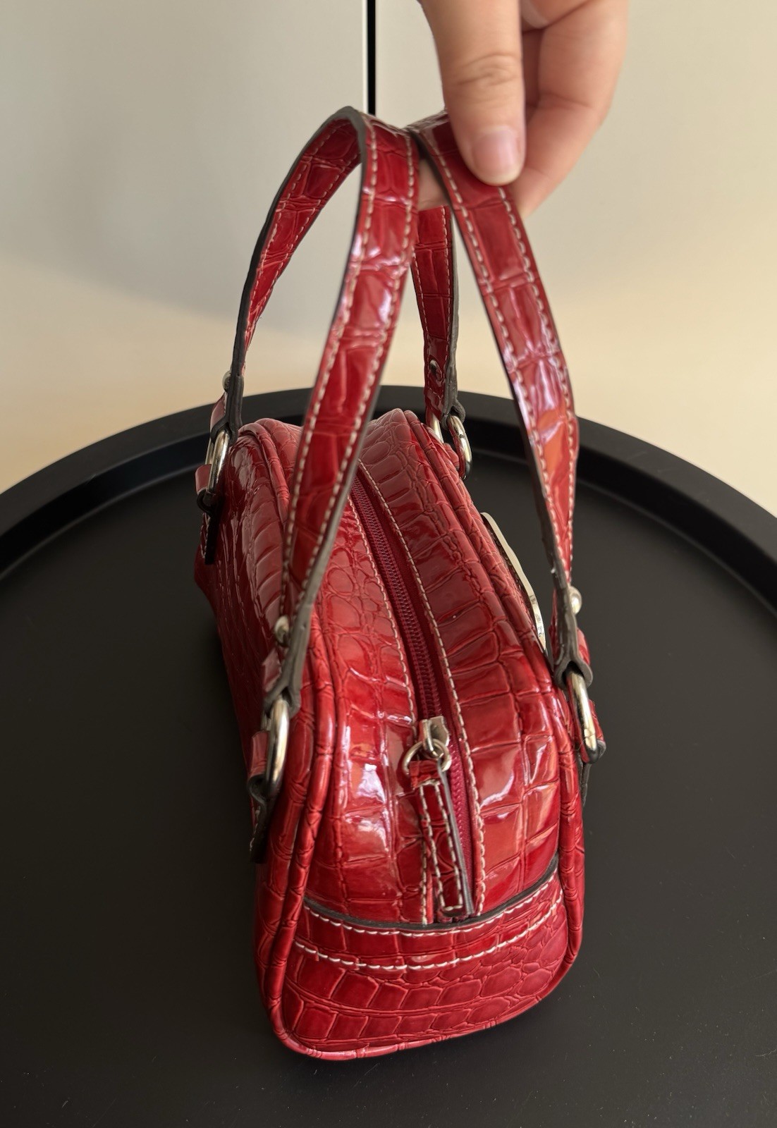 Vintage GUESS Red Croc-Effect Handbag | Rare Y2K Style | Excellent Condition