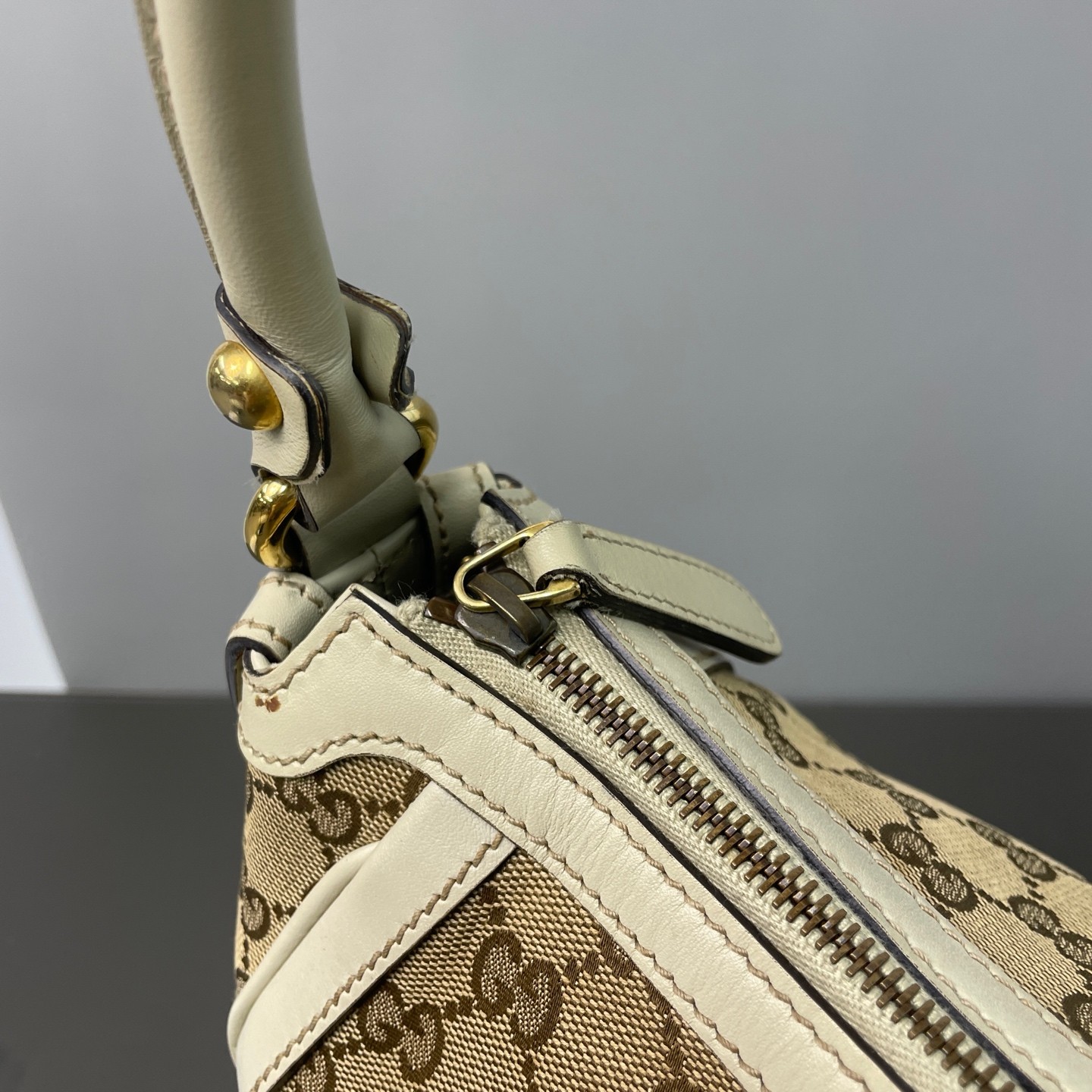 Gucci Pre-Owned Authentic Underarm Bag Monogram Canvas Free Tracked Shipping
