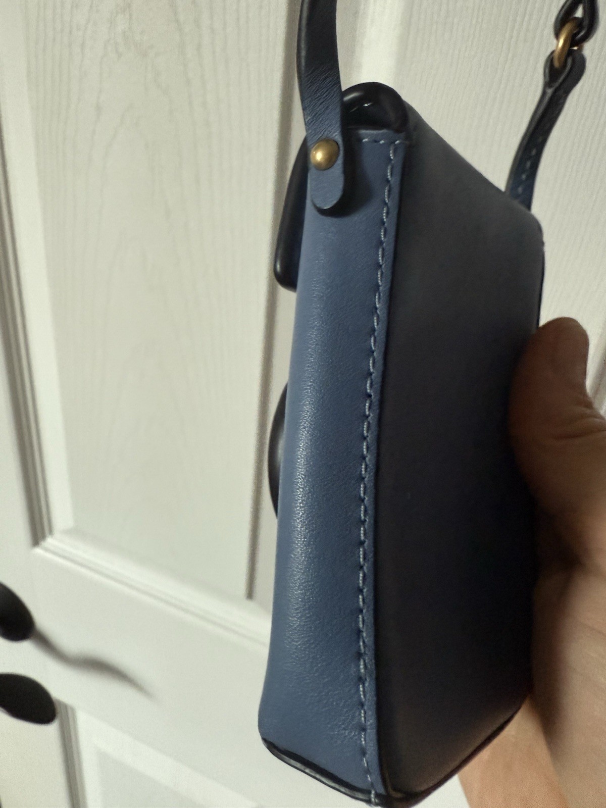 TORY BURCH Pochette Mini Blue 2.5×4.3×0.7 inch Used