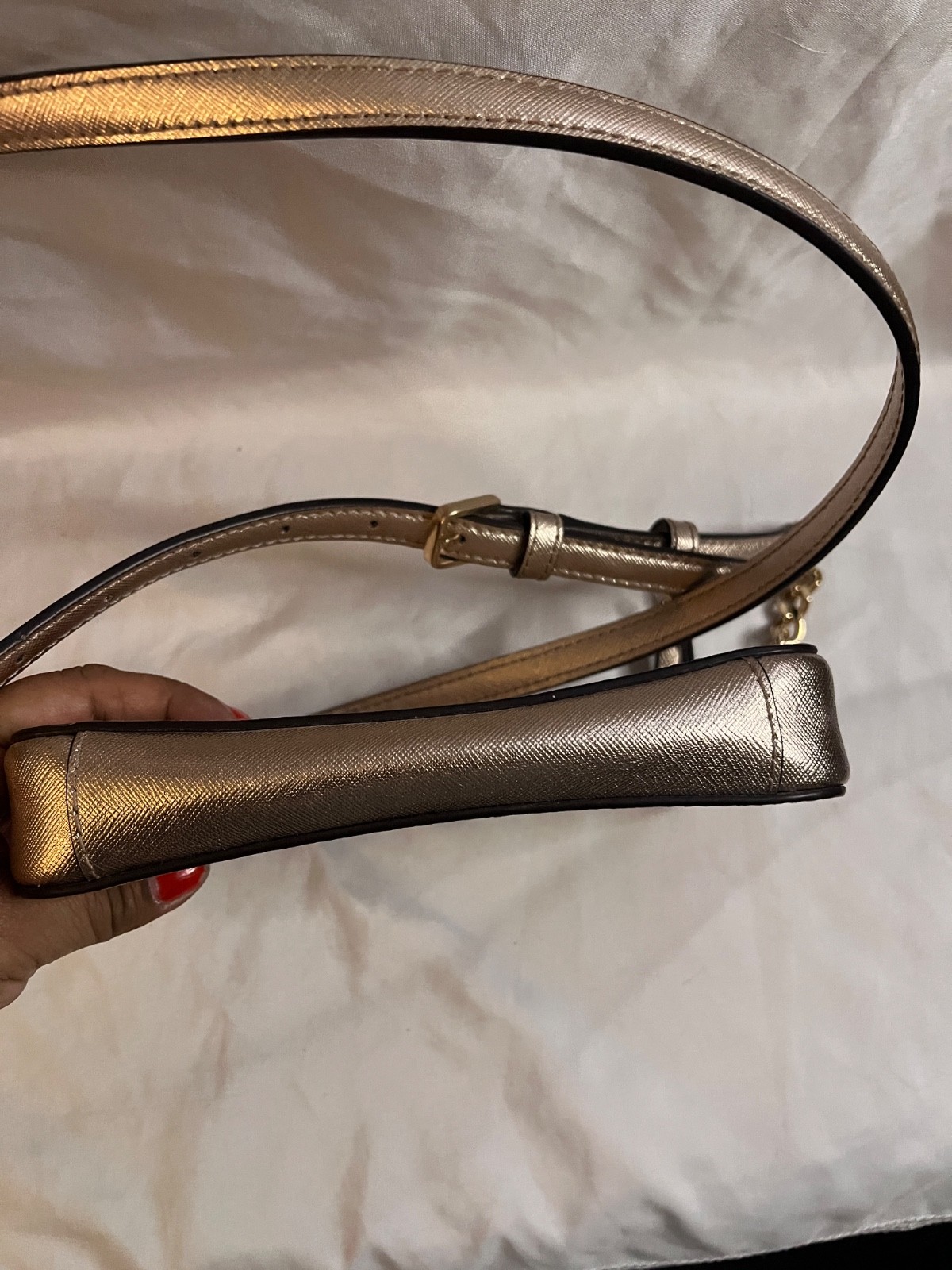 Kate Spade USED Gold Shimmer Crossbody Small Purse – Good Condition