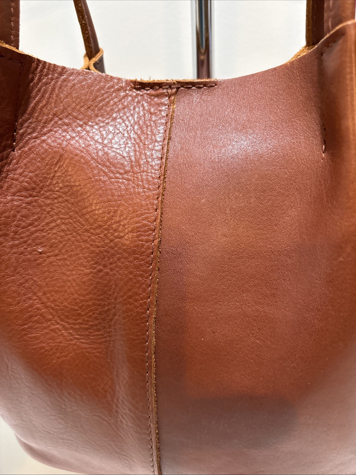 Portland Leather Goods Large Devan Bucket Tote in Chestnut