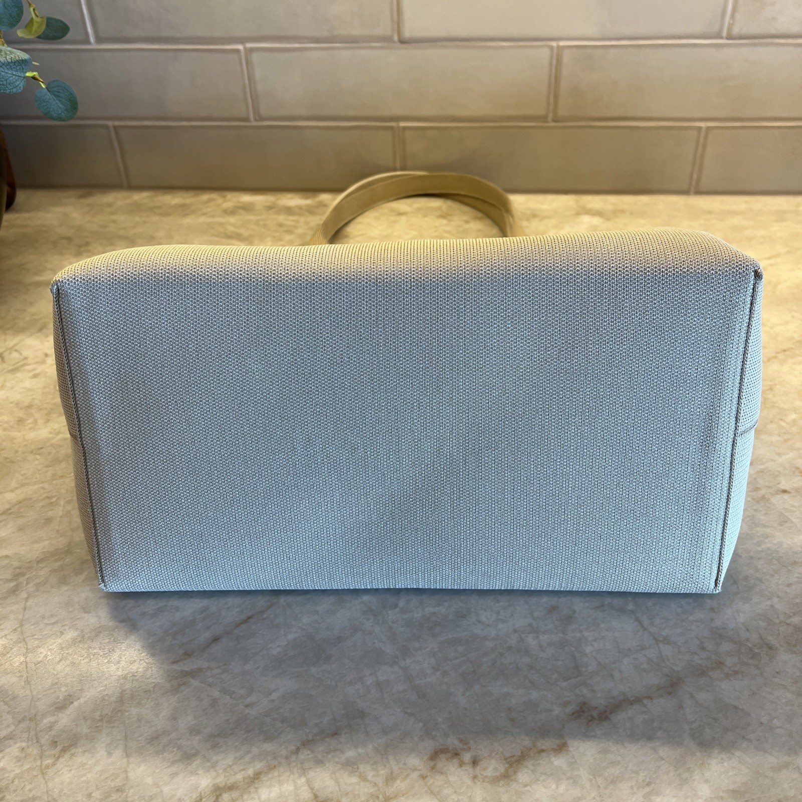 Rothy’s Lightweight Tote – Soft Sesame/Beige neutral EUC