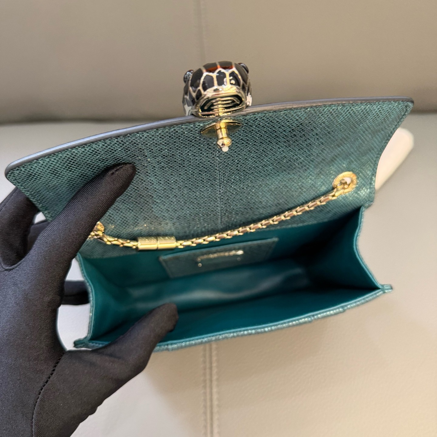 AUTH Bvlgari Serpenti Forever Emerald Green Karung Small Crossbody Bag