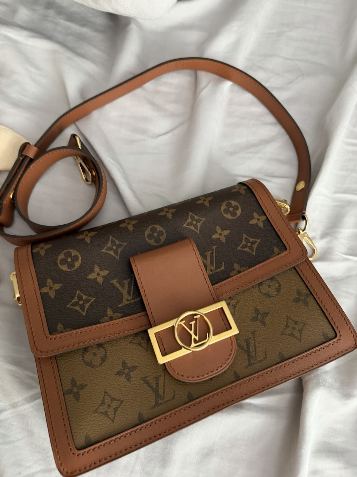 Louis Vuitton Dauphine Monogram Medium Crossbody Detachable Strap Brown Tan