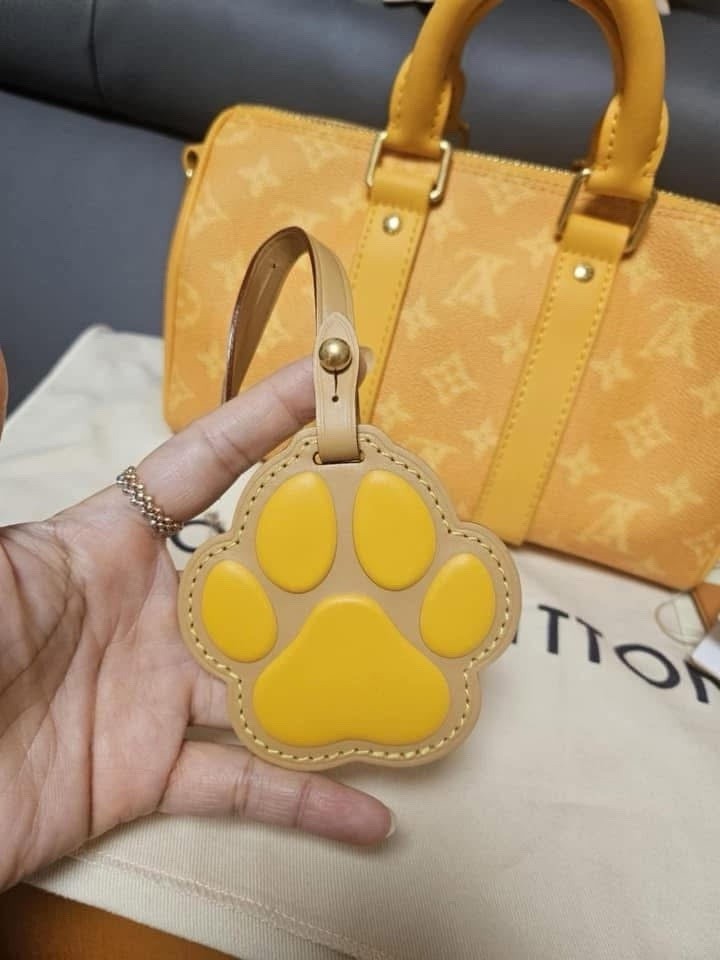 Louis Vuitton × Pharrell Williams Keepall Bandoulière 25 — Yellow | Monogram