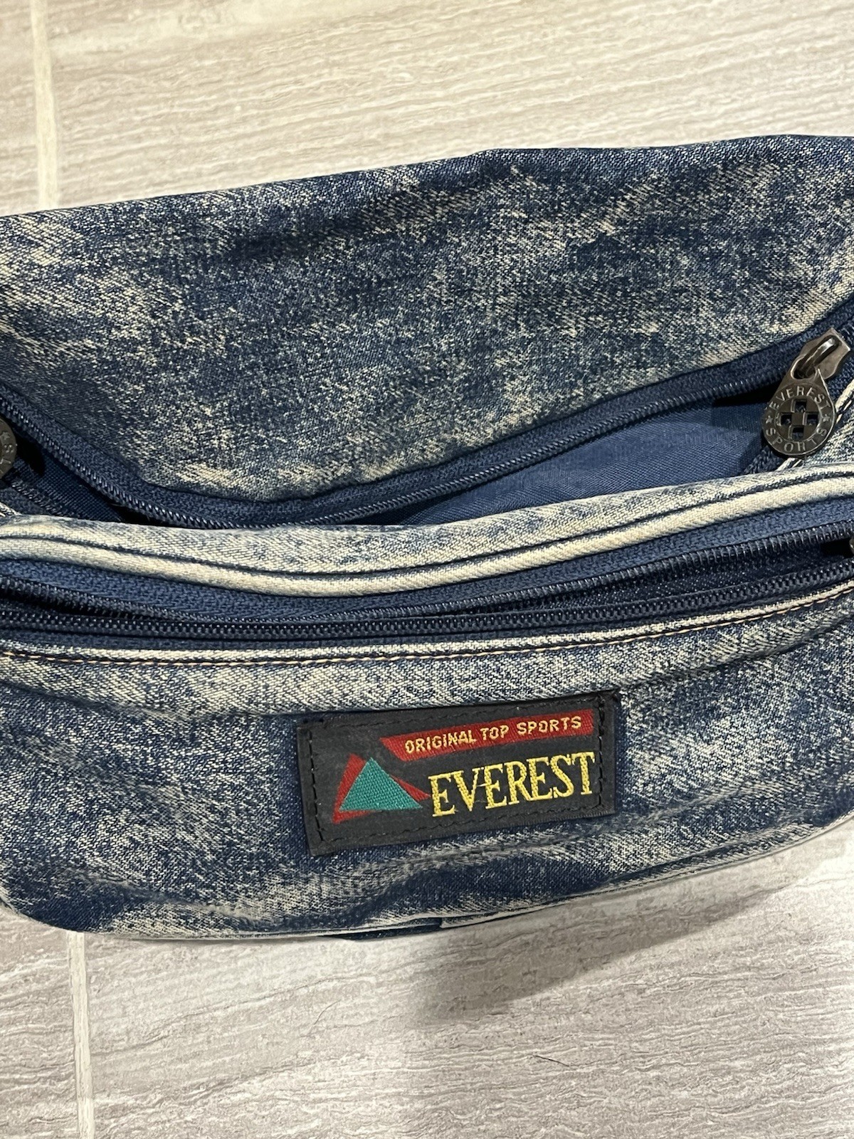 Vintage Everest Blue Acid Wash Denim 80’s Fanny Pack Waist Bag – 3 Pocket