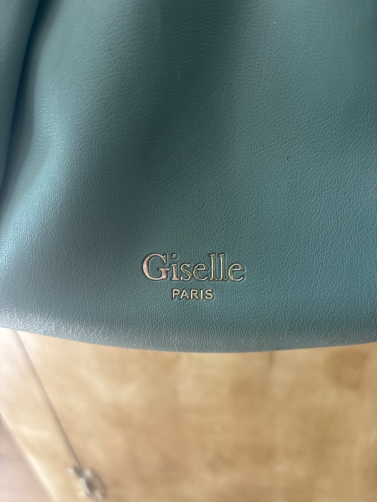 Giselle Paris Handbag (used in great condtion)