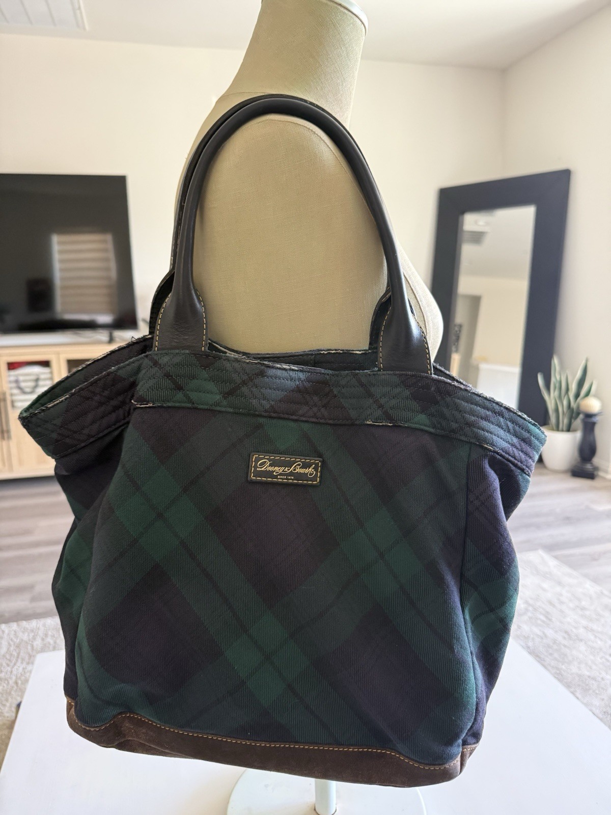 Dooney & Bourke Blackwatch plaid wool tote leather handles Green and navy tartan