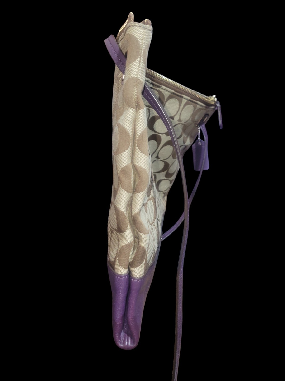 Coach Madison Signature Convertible Hippie With Purple Trim F51090