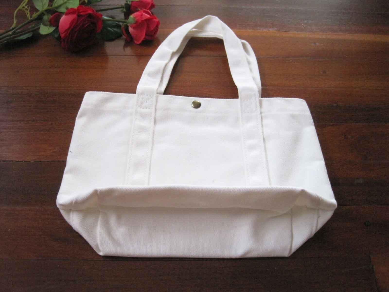 Lovely Snoopy Embroidery White Thick 100% Canvas Cotton Pocket Button Handle Bag