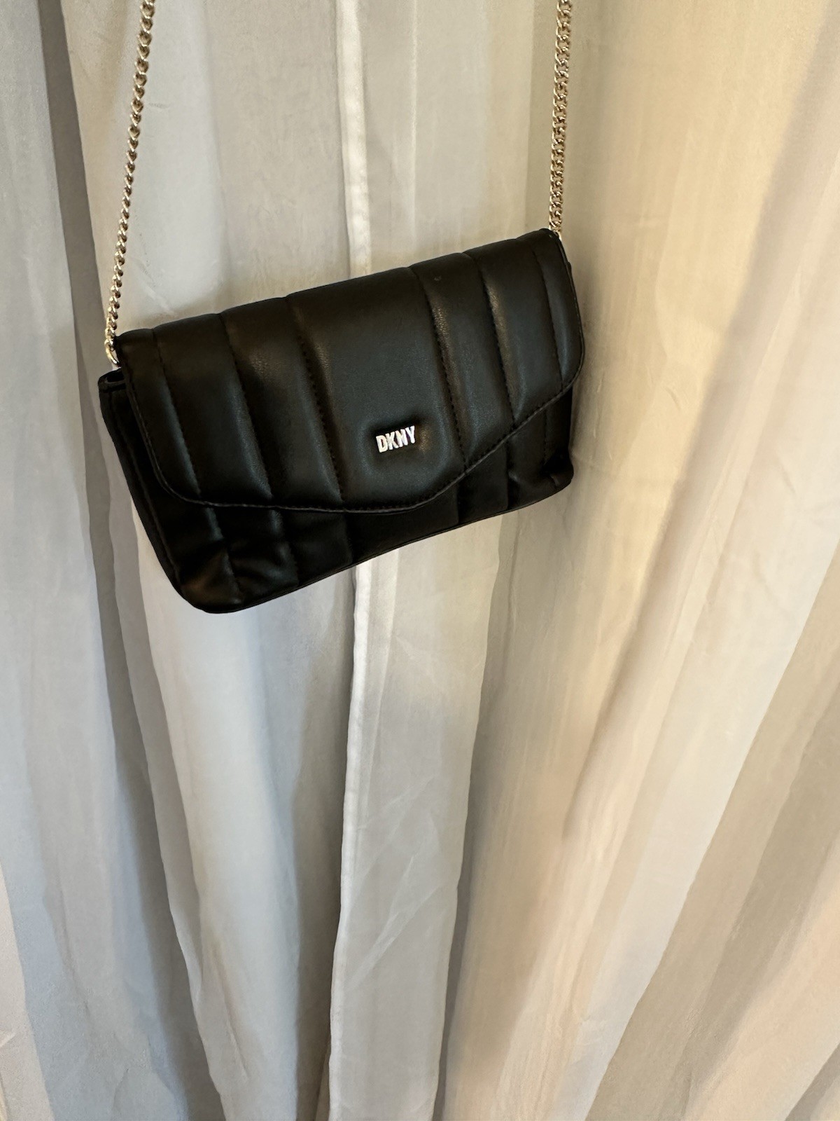 DKNY Black Quilted Shoulder Bag With Gold Chain Strap