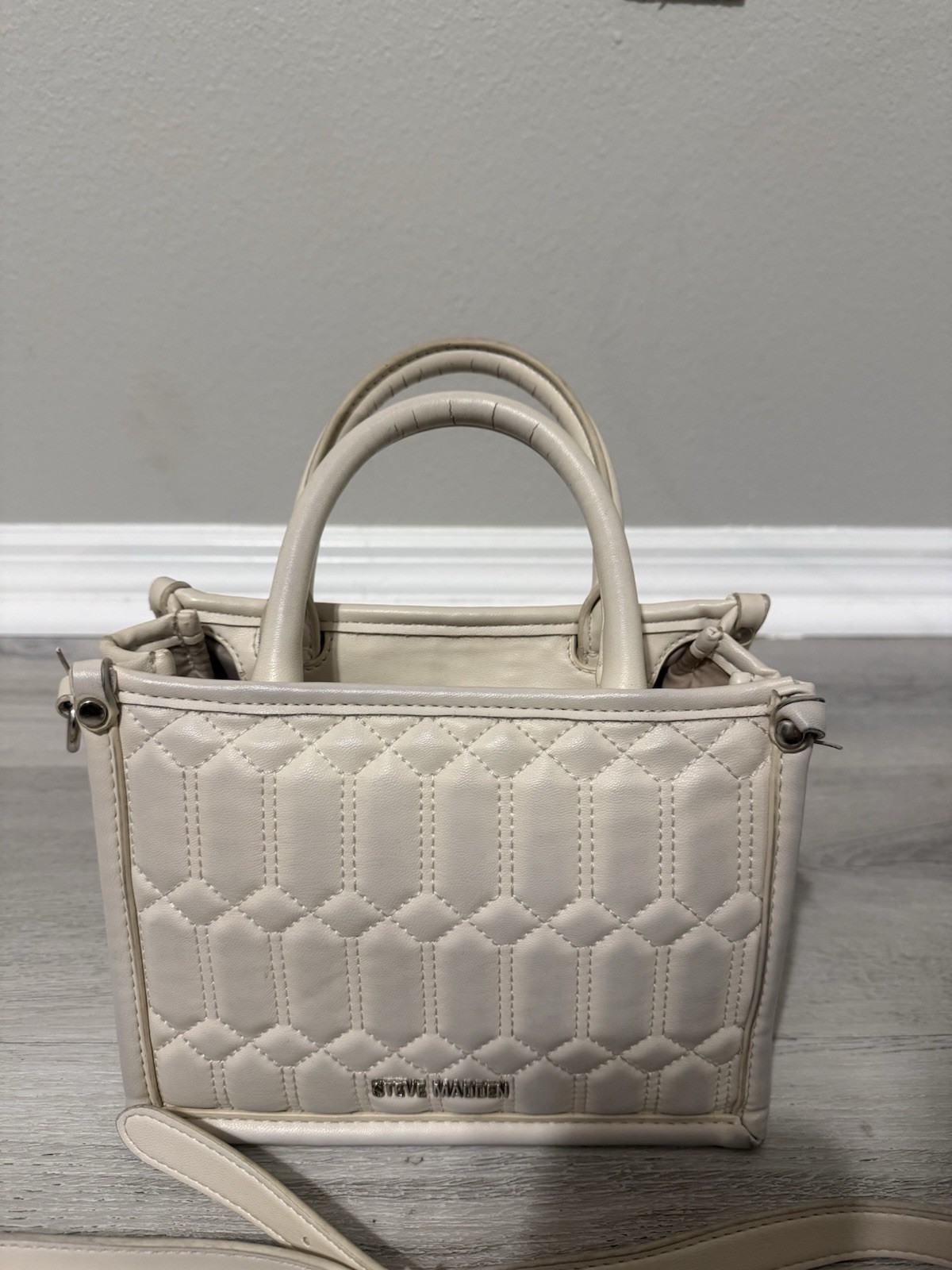 Steve Madden Beige Quilted Small Satchel Drawstring w Detachable Strap