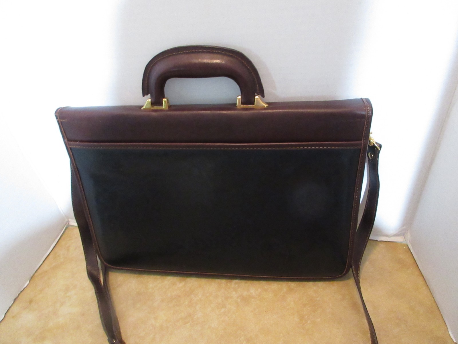 Victor Hugo Leather Document Case /Business Bag/ Snap Close w/Lock