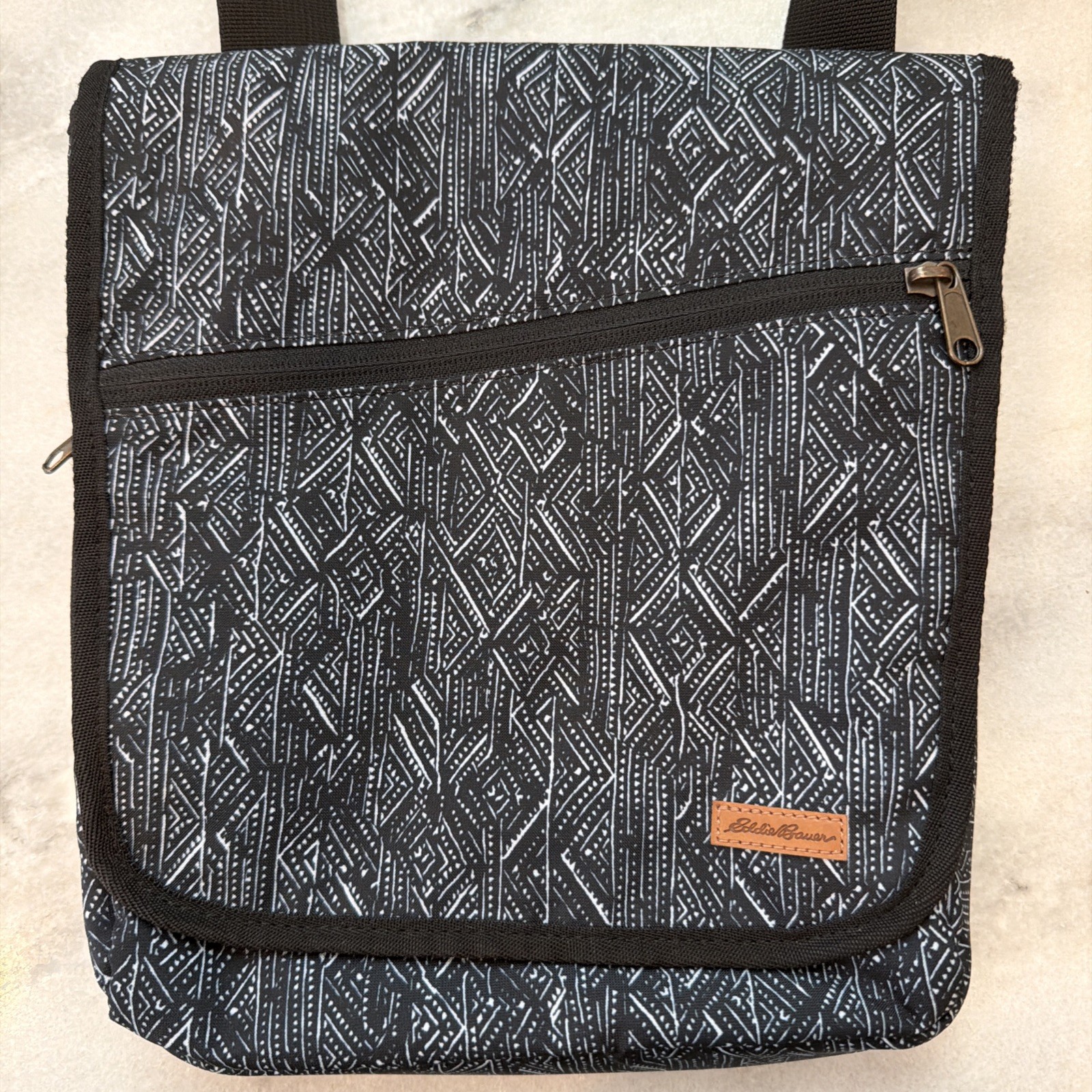 Eddie Bauer Crossbody Messenger Bag Adjustable 14”-26” Drop Strap Pockets 10”x11