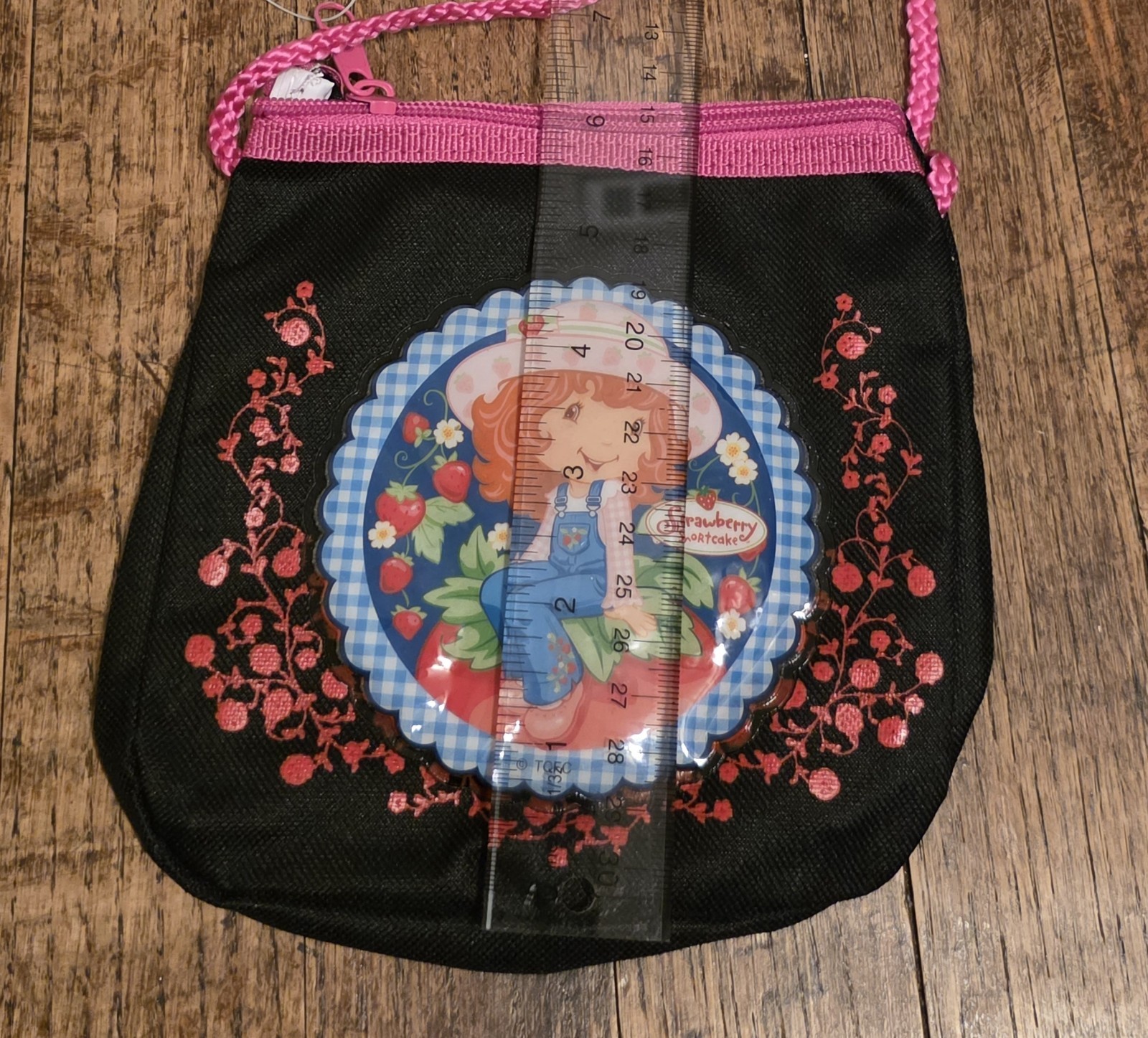 Strawberry Shortcake Crossbody Bag Character Print Pink Strap Zipper Closure