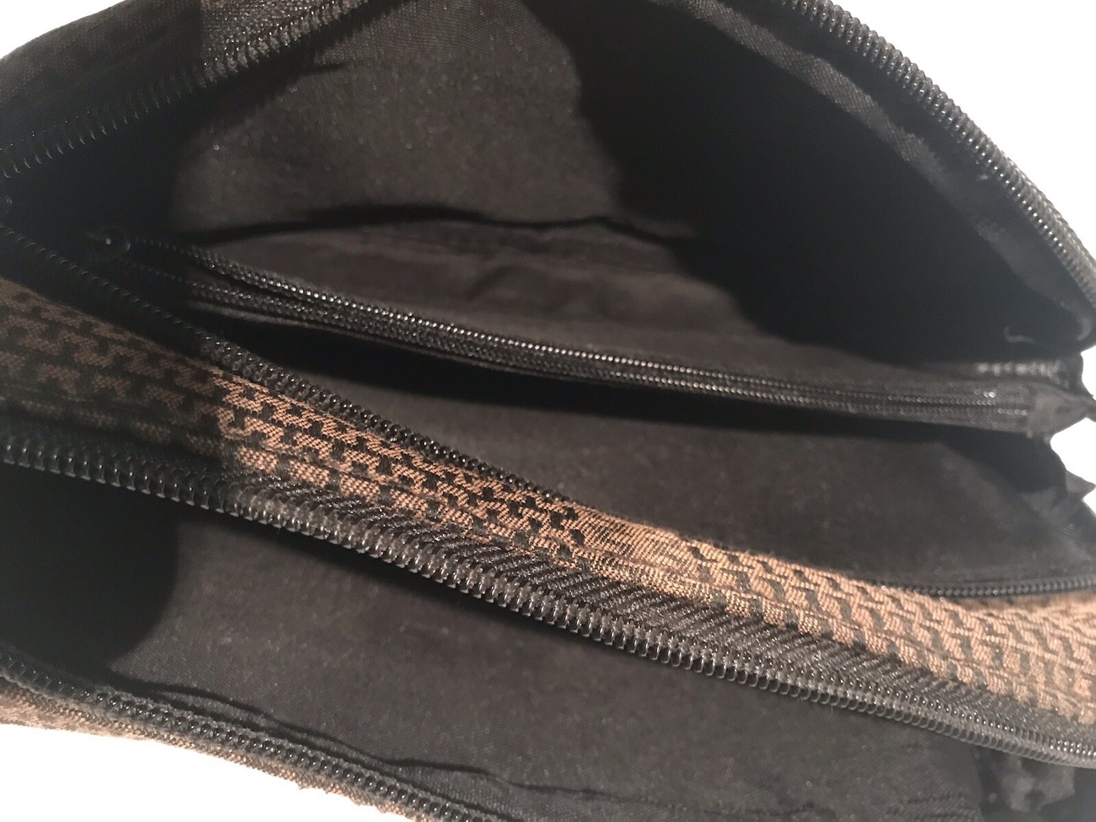 Purse Brown Plaid Design Black Trim Shoulder Strap Buckle Accent Zip & Snap VTG