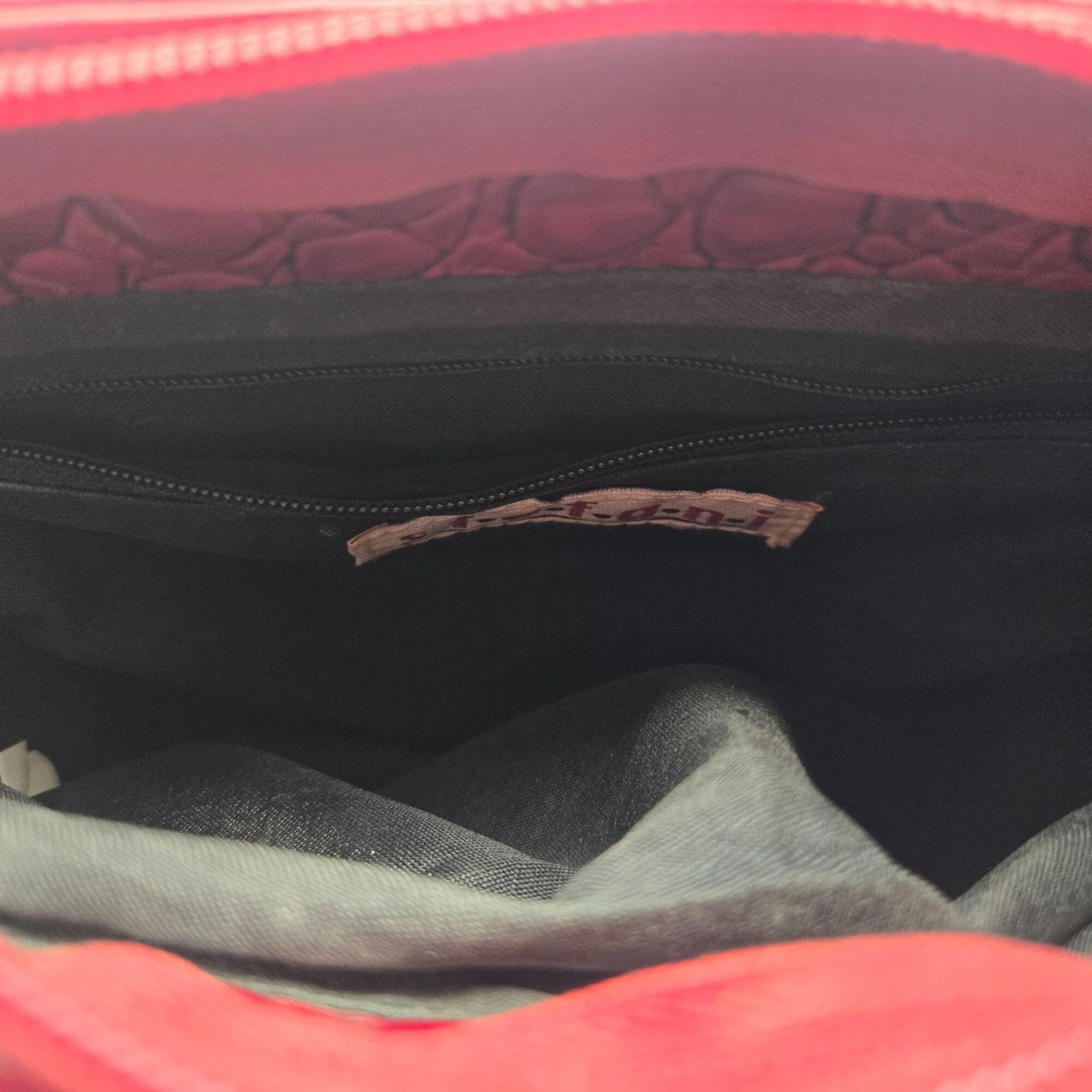 Red Croc-Embossed Stefani Shoulder Bag With Zipper Closure 9x8in