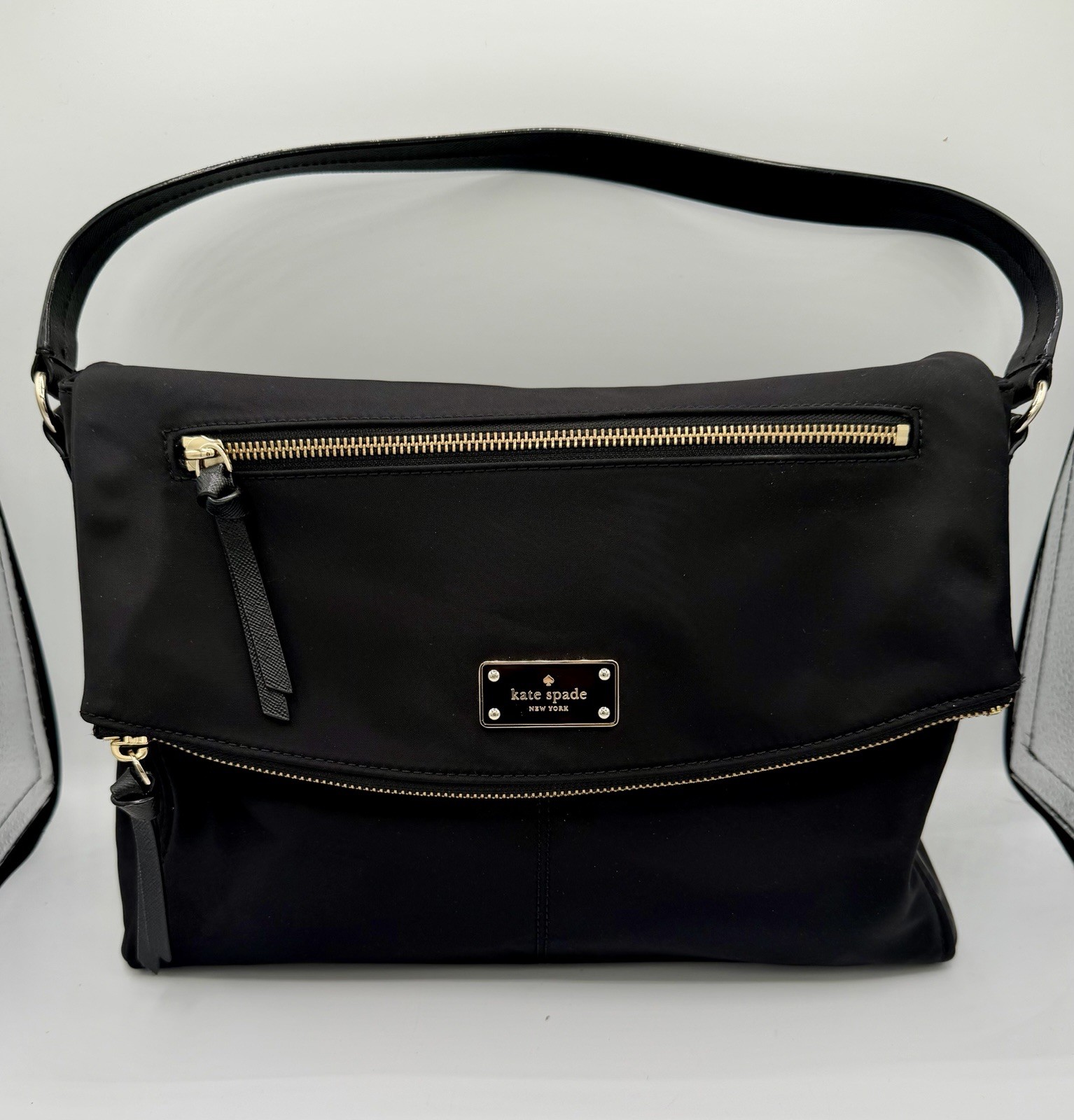 Kate Spade New York Lyndon Blake Avenue Purse Shoulder Bag Black/Gold flip sack