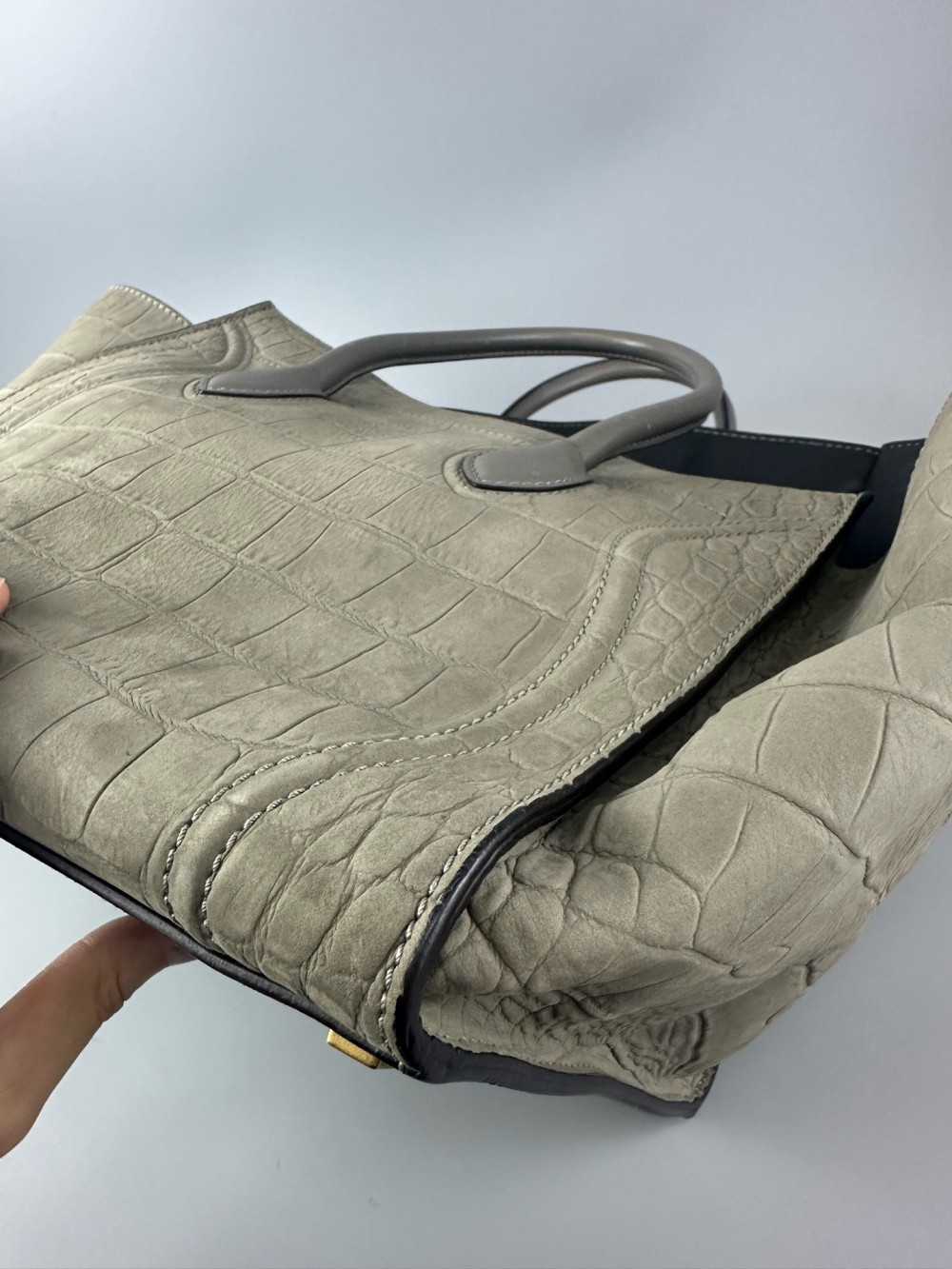 Celine Luggage Phantom embossing Grain cowhide handbags Gray Medium