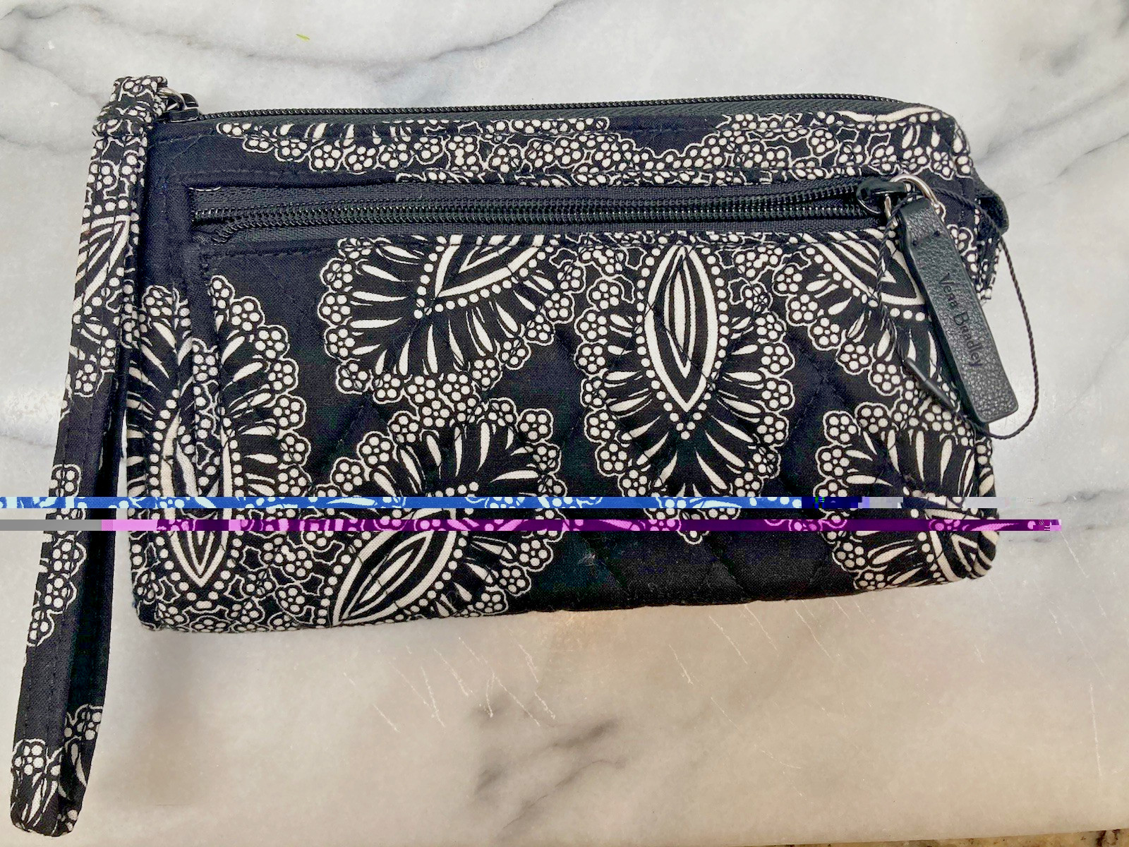 Vera Bradley Clutch Wristlet Wallet – “Blanco Bouquet”