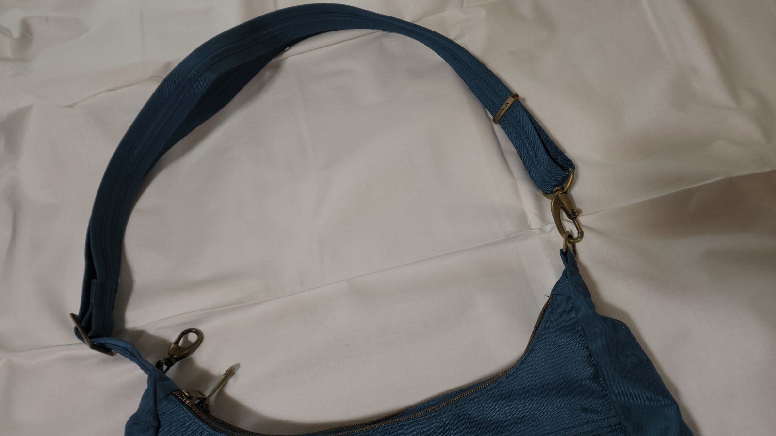 Travelon Handbag Antithef Blue Green Nylon Hobo Shoulder Bag Lined Pockets